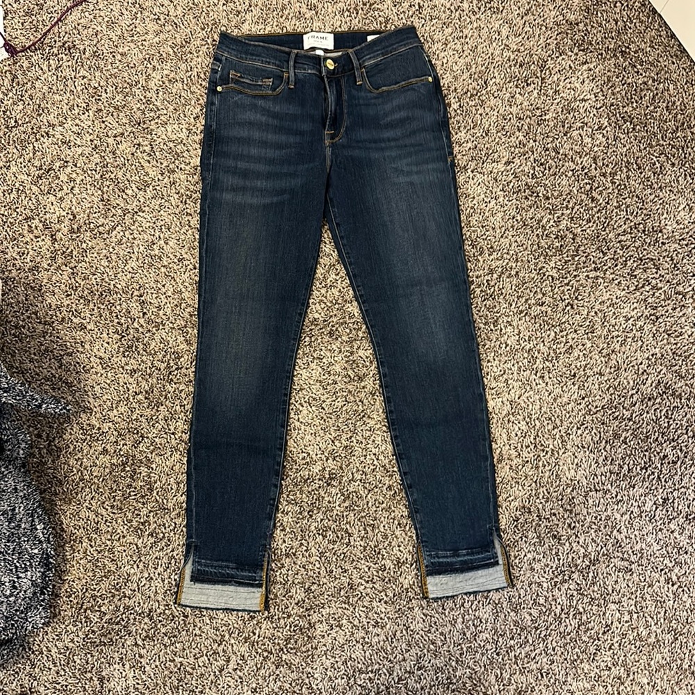 Frame jeans. Size 28